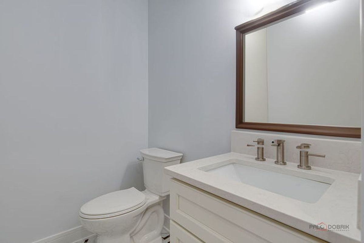 1746 N California Ave - Photo 7 of 14