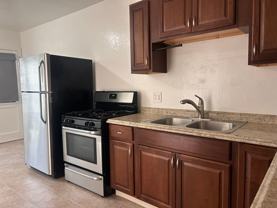 2836 Jarvis St - Photo 1 of 1