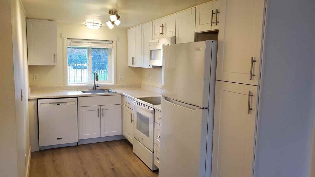 15358 Ne Dopp Rd - Photo 3 of 8