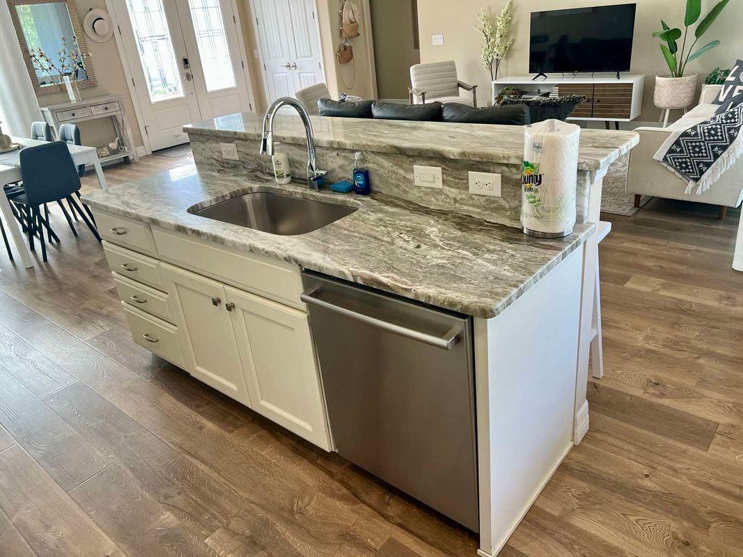 257 Manor Rd - Photo 4 of 27