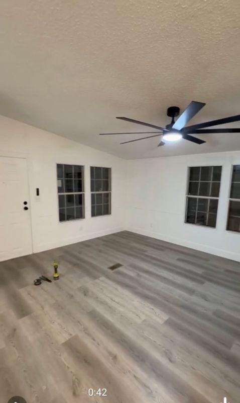 5831 Dylan Dr - Photo 4 of 7