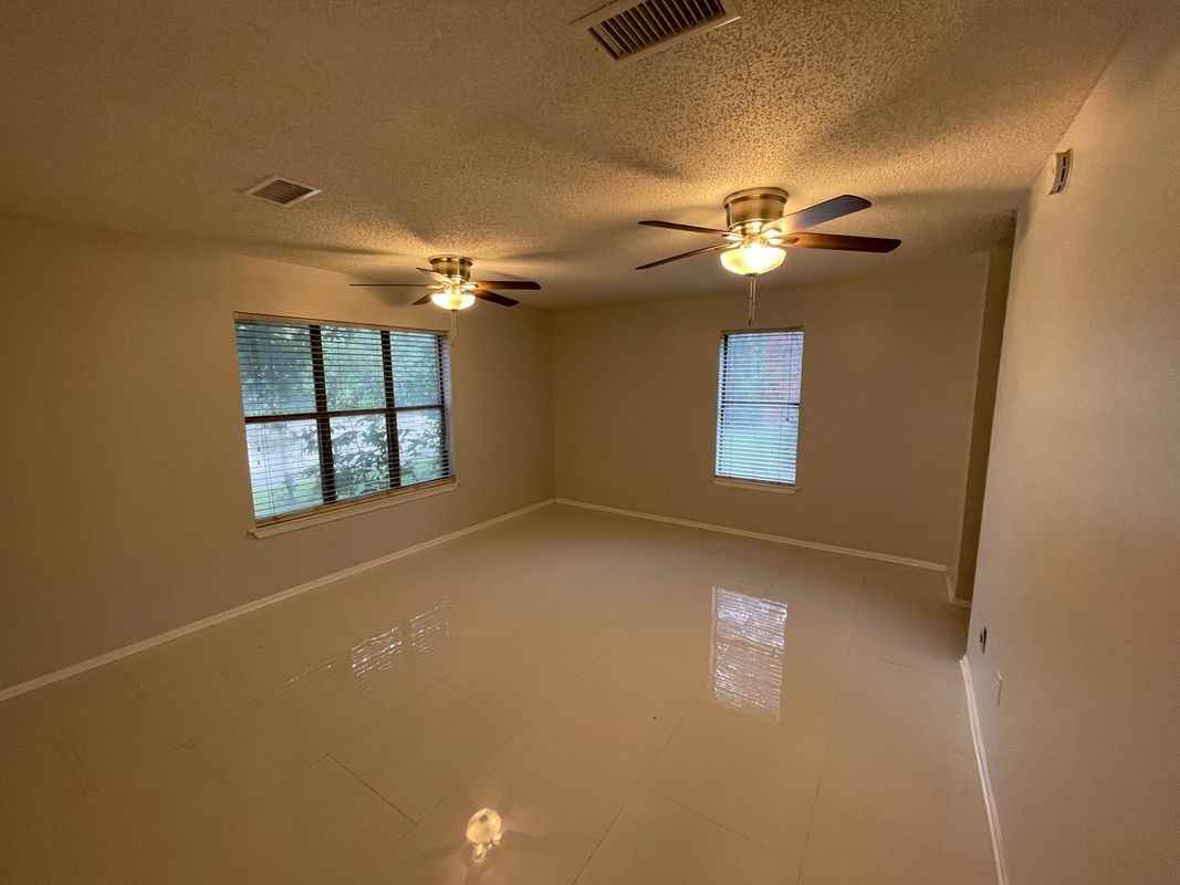 390 Guzzardo Ln ##1b - Photo 3 of 20