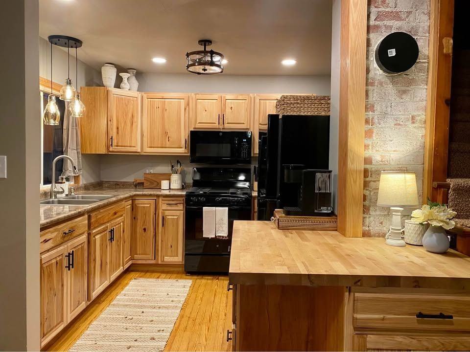 330 Flat Rock Rd - Photo 6 of 19