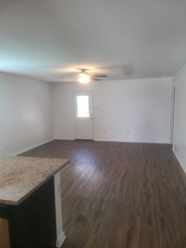 18224 Speculator Ln - Photo 2 of 6