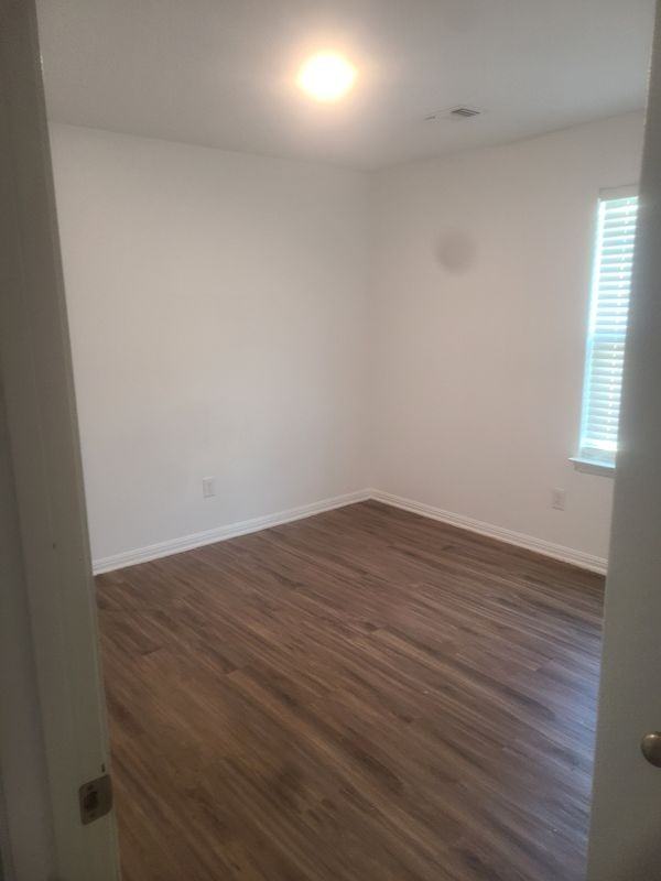 18224 Speculator Ln - Photo 4 of 6