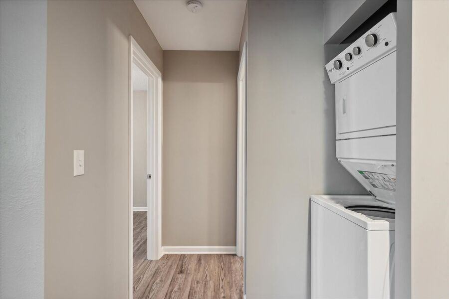 4105 Harvest Ln - Photo 6 of 12