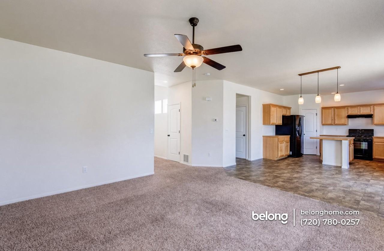 3253 Willow Ln - Photo 6 of 26