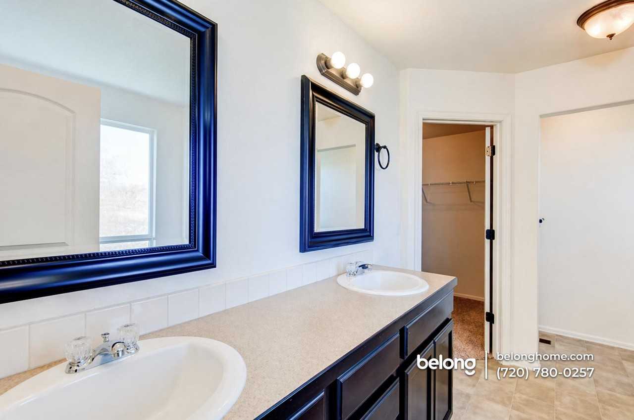 3253 Willow Ln - Photo 7 of 26