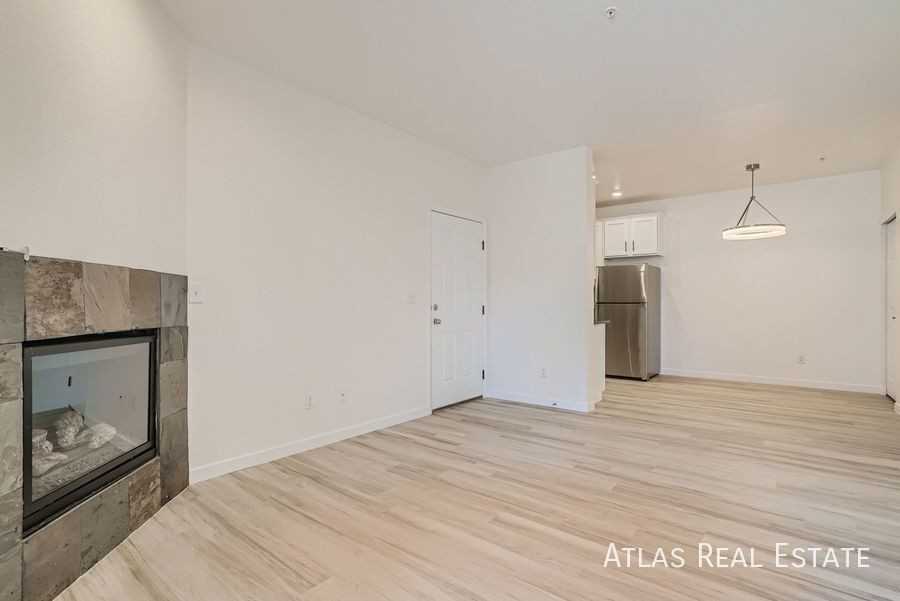 15504 E Arizona Ave - Photo 3 of 14