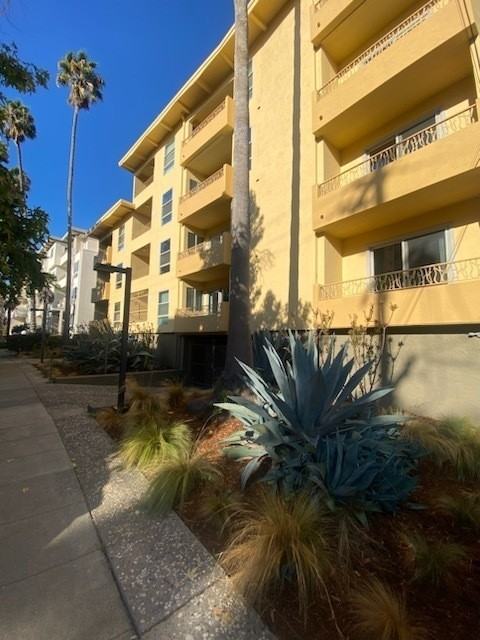 290 Lee Street - Photo 3 of 6