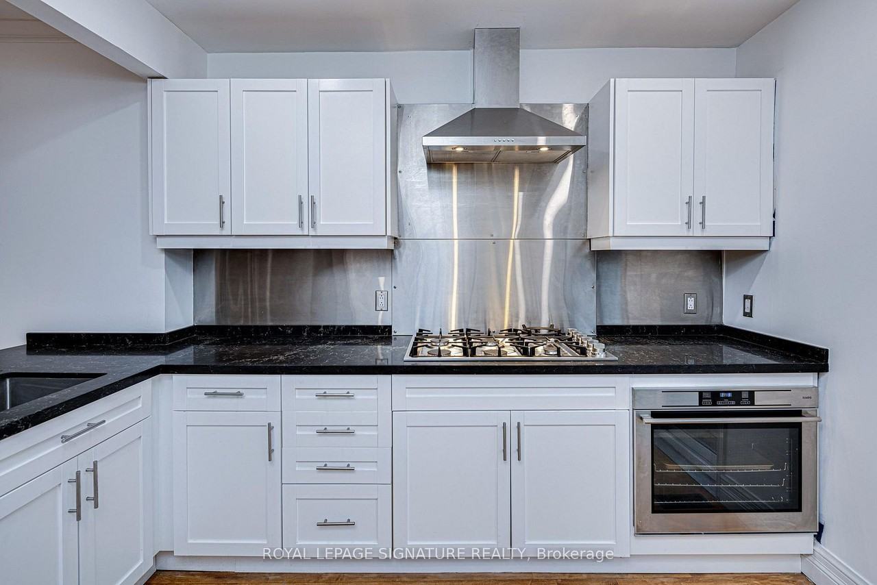 218 Lee Avenue - Photo 7 of 25