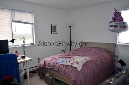 41 Belmont Street #33 - Photo 3 of 6