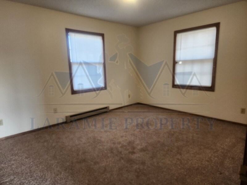 1717 Fetterman Dr #4 - Photo 6 of 11