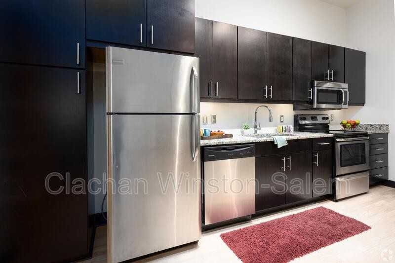 50 W 4th St #113 - Photo 4 of 9