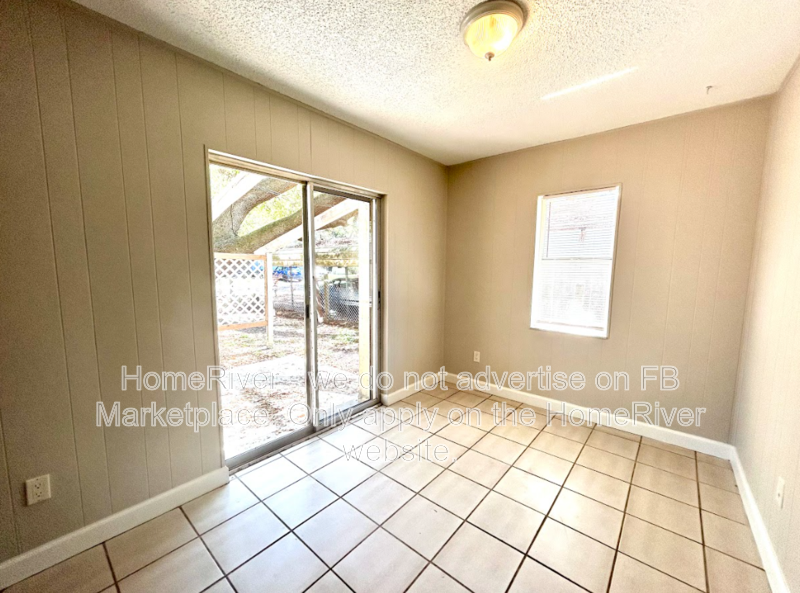 4724 Watkins Ave #A - Photo 2 of 16