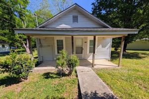 featured image of 712 S Kirkman St