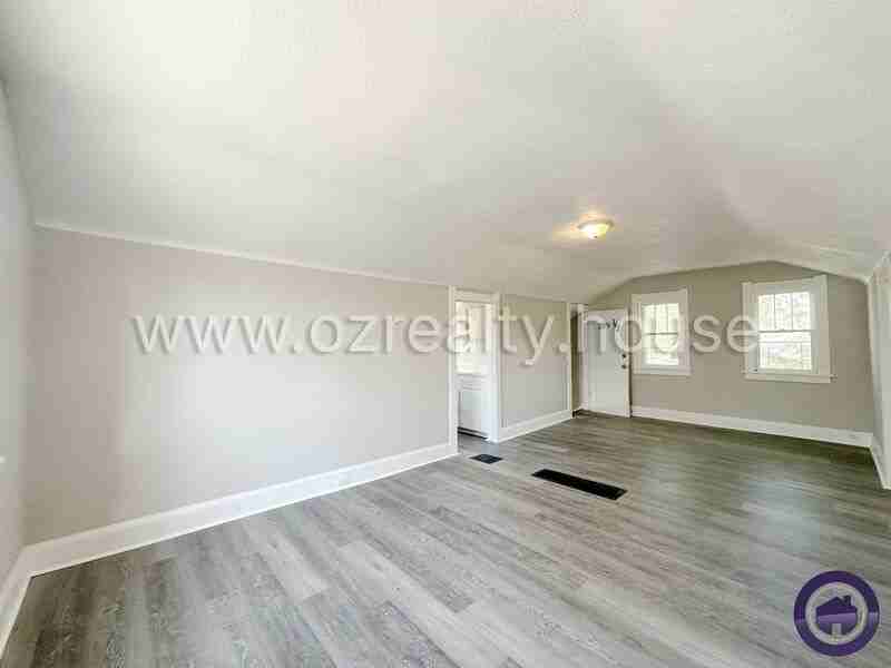 209 Eldred Ave #1-2 - Photo 2 of 14