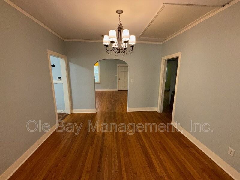 305 Chidester Ave - Photo 4 of 13