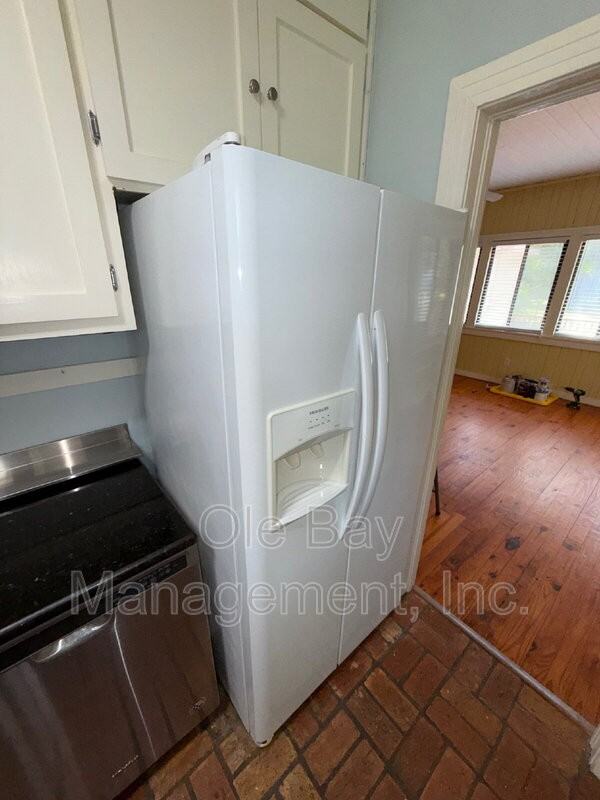 305 Chidester Ave - Photo 7 of 13