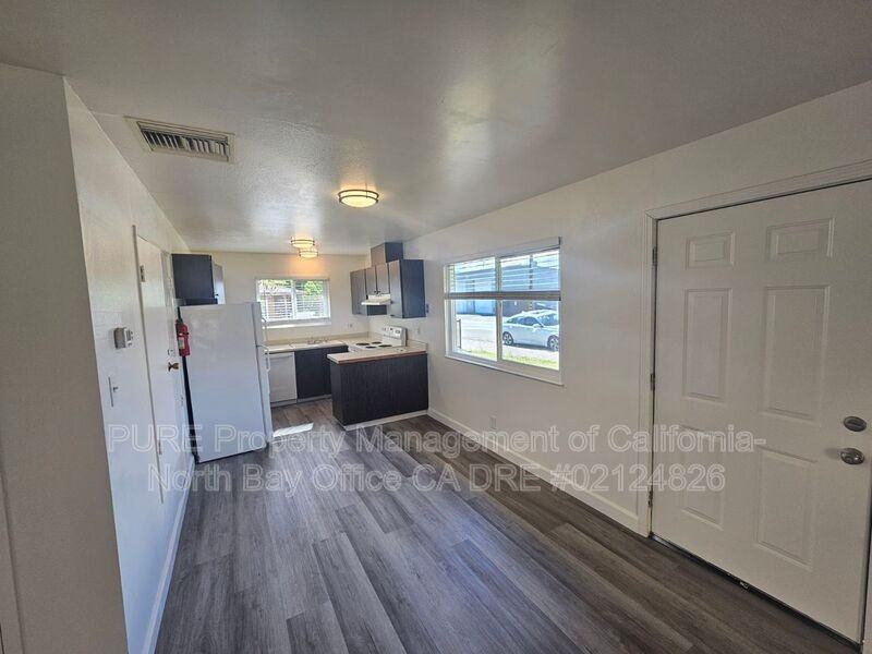 104 Laws Ave #B - Photo 4 of 13