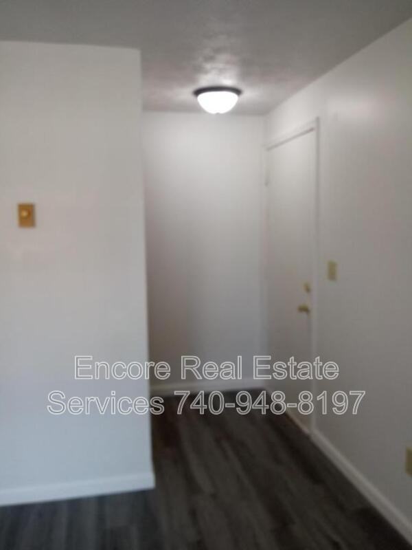 1236 Green Valley Dr - Photo 2 of 7
