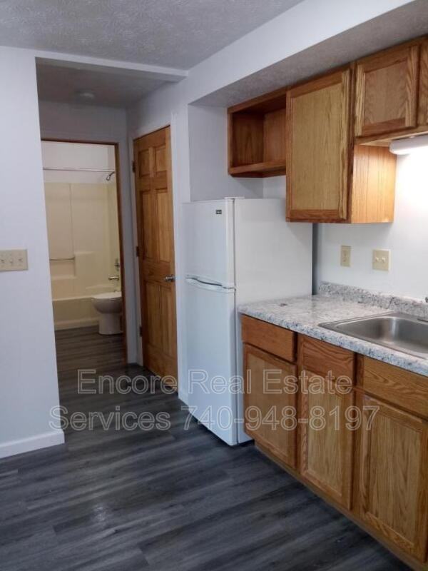 1236 Green Valley Dr - Photo 4 of 7