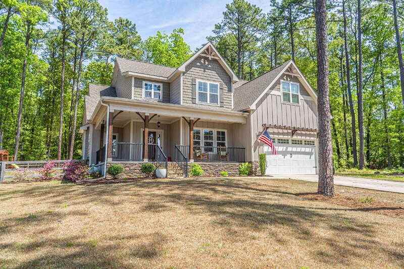 156 Lakeview Dr - Photo 2 of 36