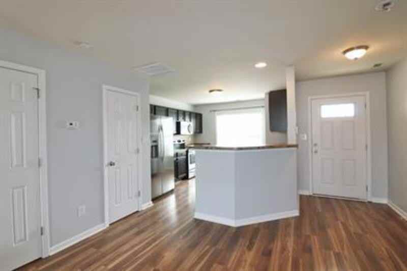 198 Collinwood Dr - Photo 4 of 21