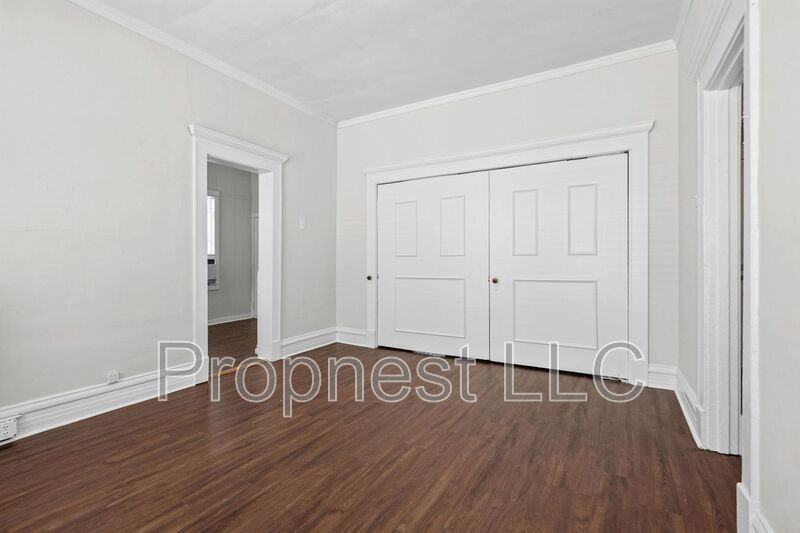 1306 Carr Ave #5 - Photo 2 of 8