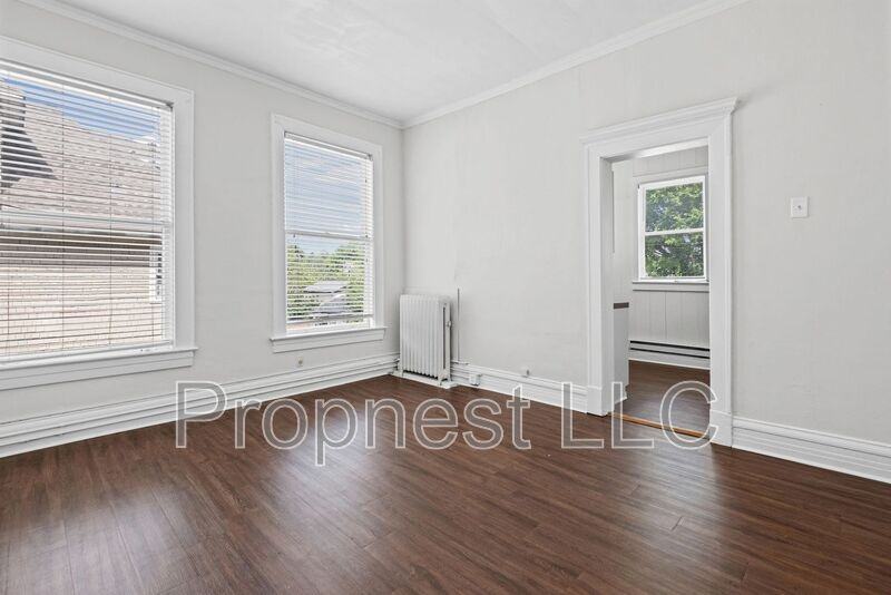 1306 Carr Ave #5 - Photo 4 of 8