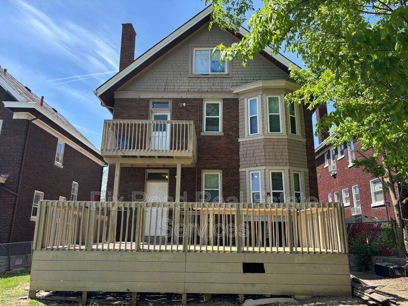 1026 Del Monte Pl #1 - Photo 3 of 25