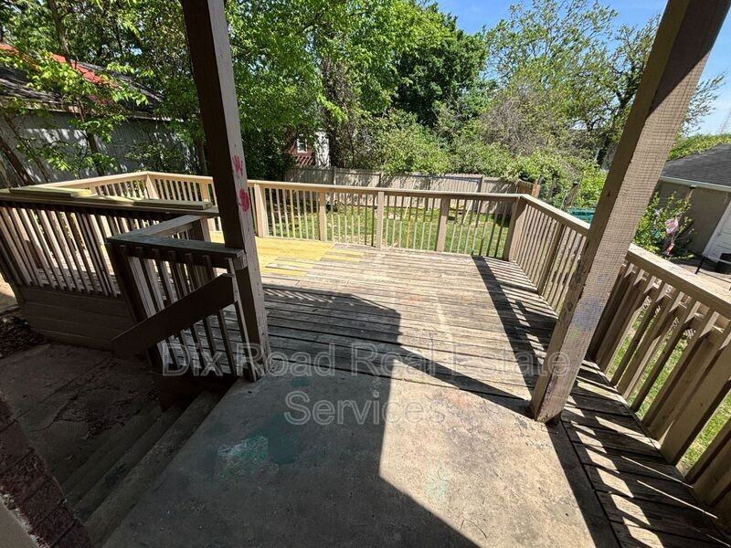 1026 Del Monte Pl #1 - Photo 4 of 25