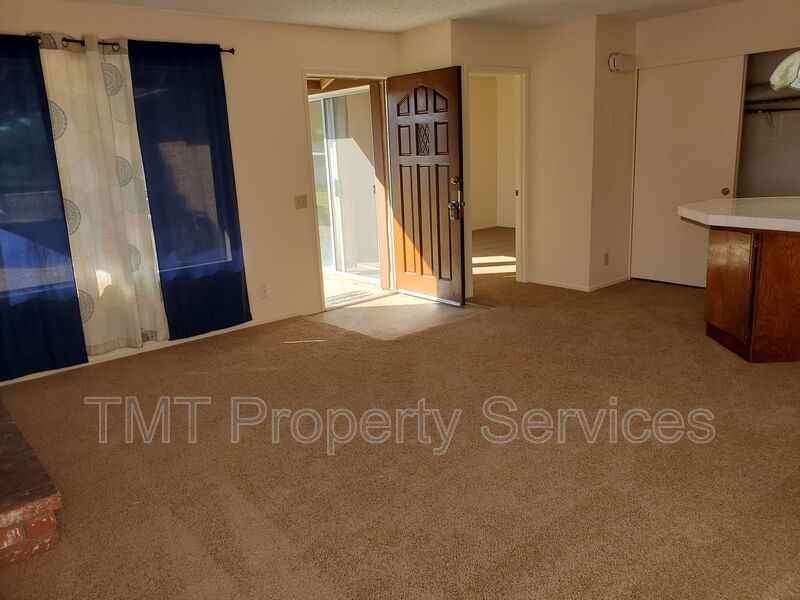 924 N O St - Photo 3 of 12