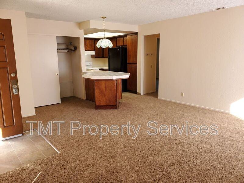 924 N O St - Photo 4 of 12