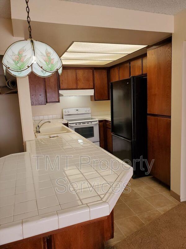 924 N O St - Photo 6 of 12