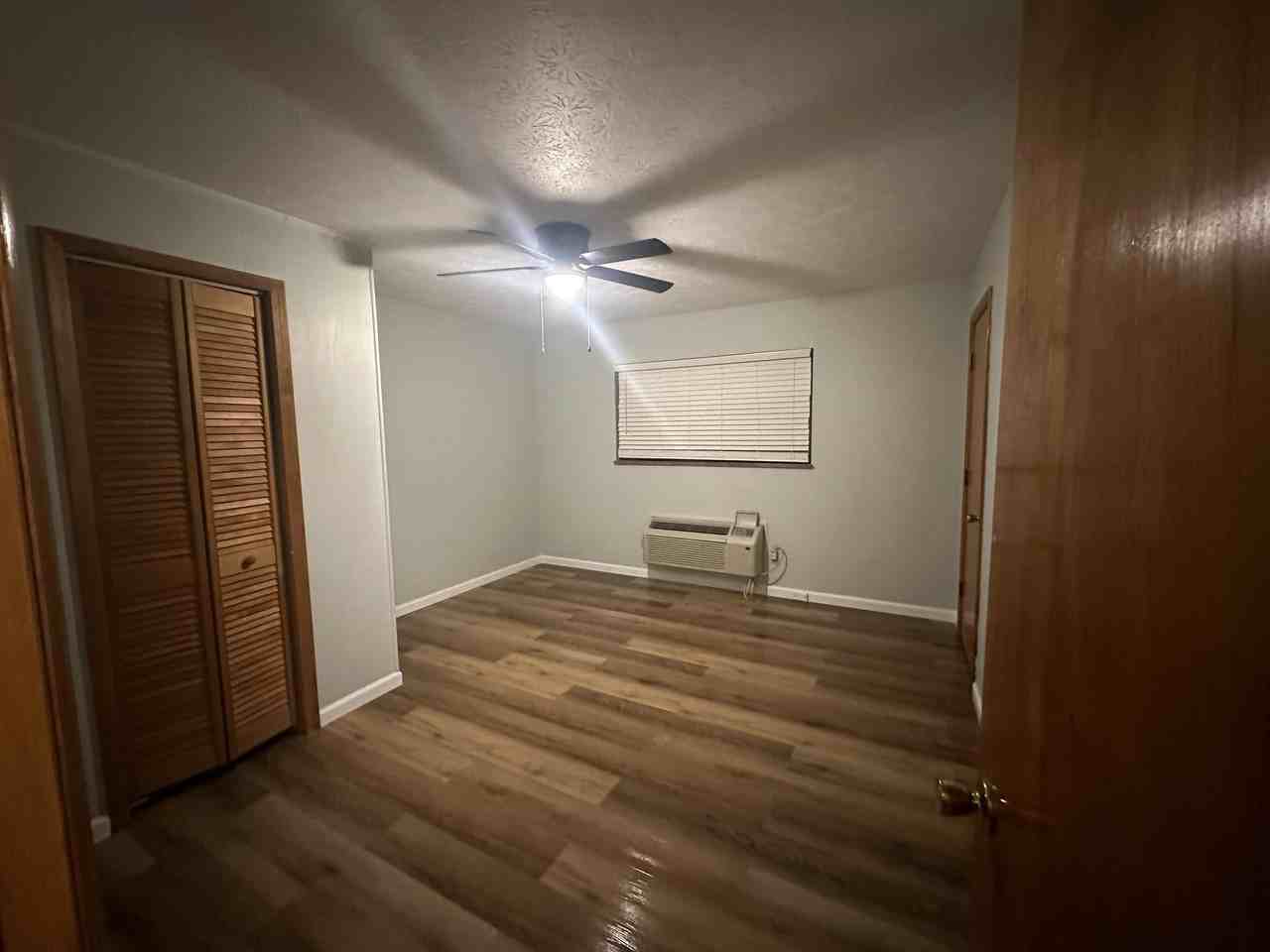 1233 Main Avenue - Photo 4 of 8
