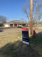 featured image of 640 Canada St