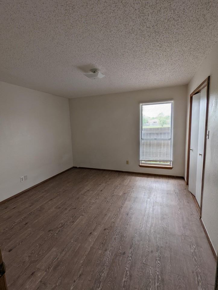 2800 Bull Run - Photo 6 of 50