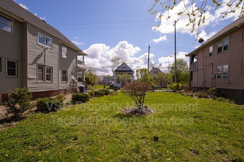 3484 West Blvd #UP - Photo 3 of 21