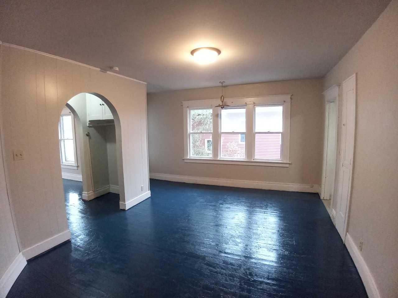 810 S University - Photo 6 of 22