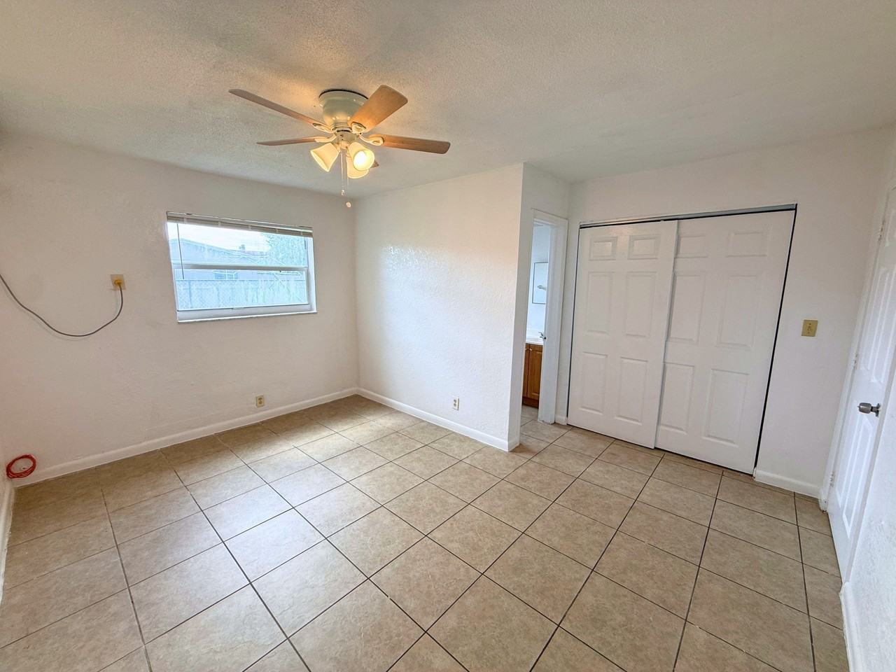 216 North 61st Avenue - Photo 6 of 14