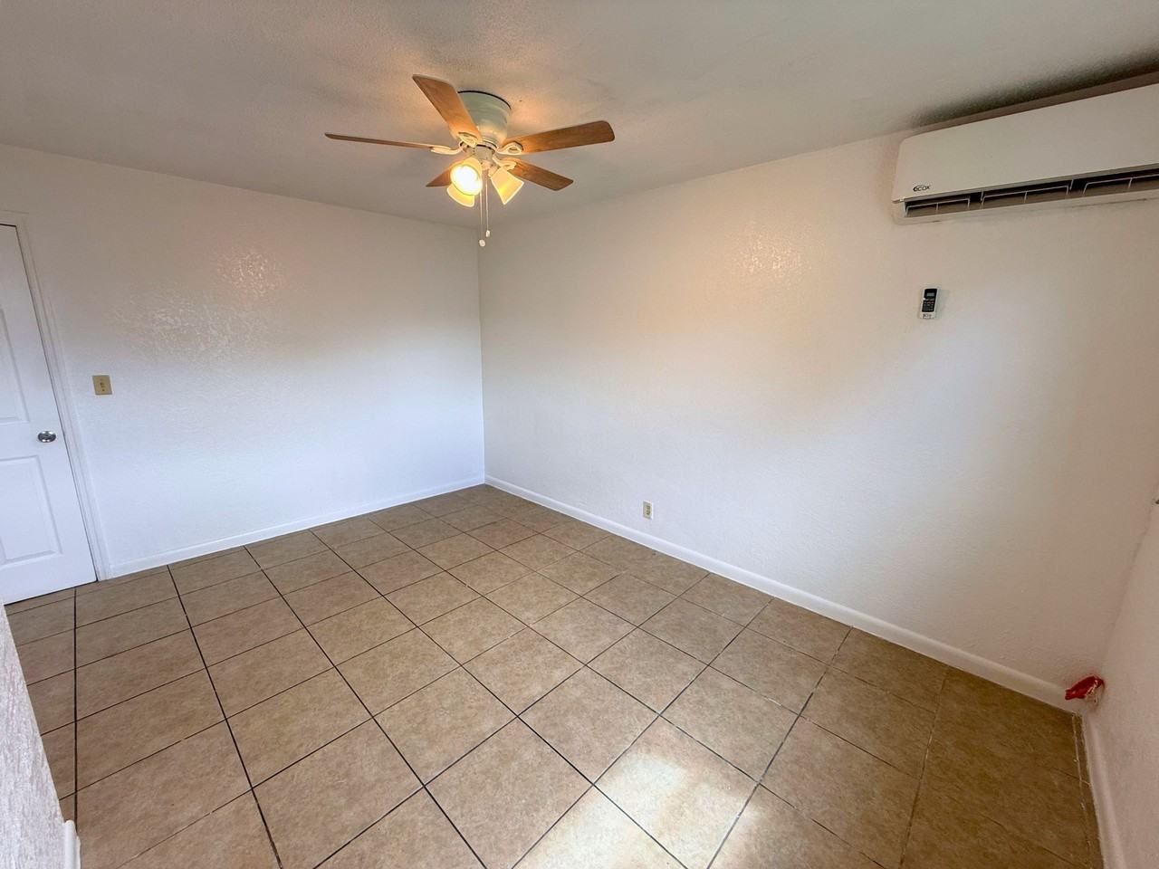 216 North 61st Avenue - Photo 7 of 14