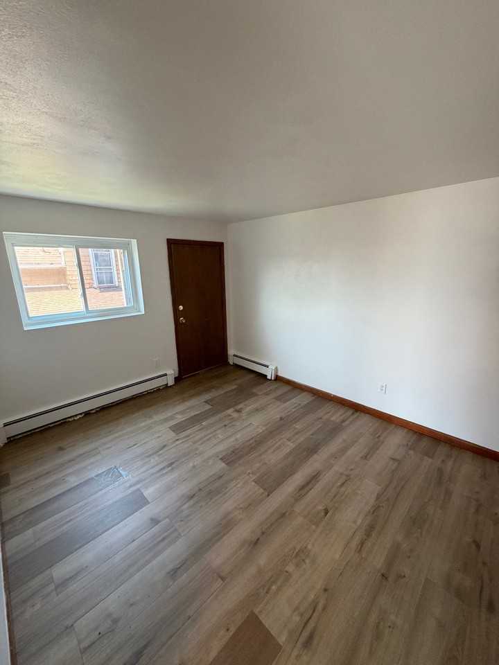 30 Doubleday Street - Photo 6 of 12
