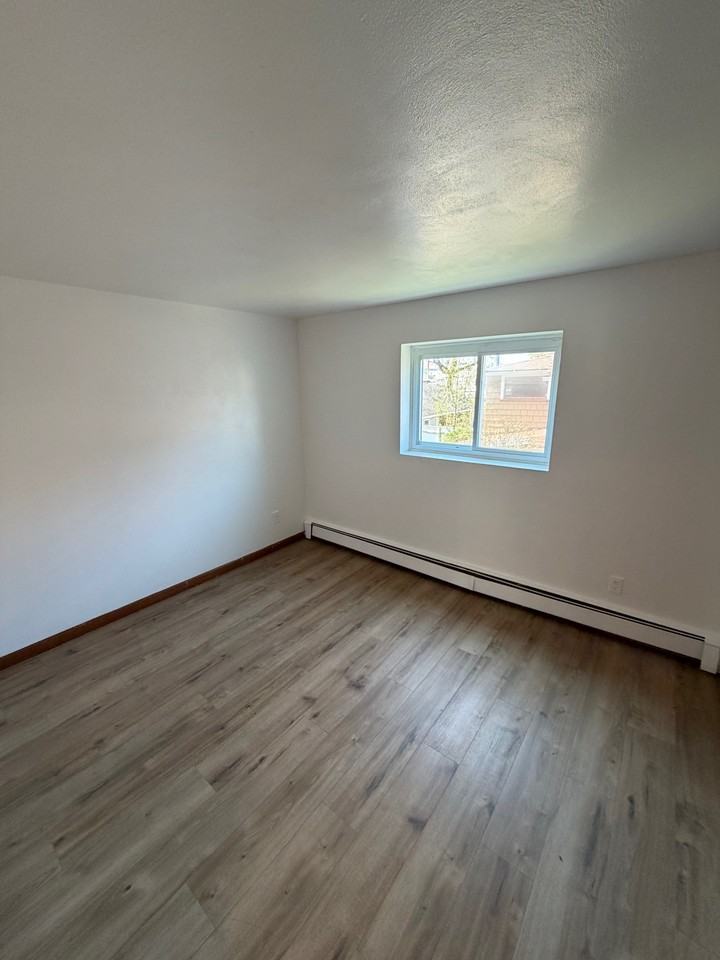 30 Doubleday Street - Photo 7 of 12