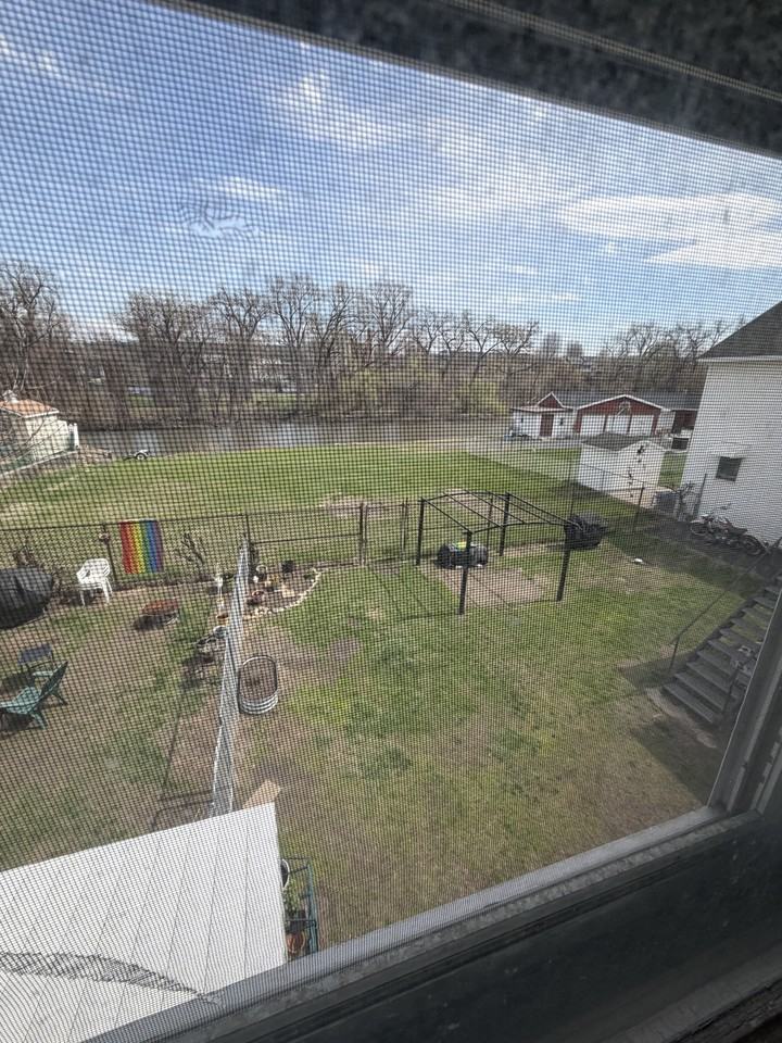 27 Hudson Avenue - Photo 6 of 22