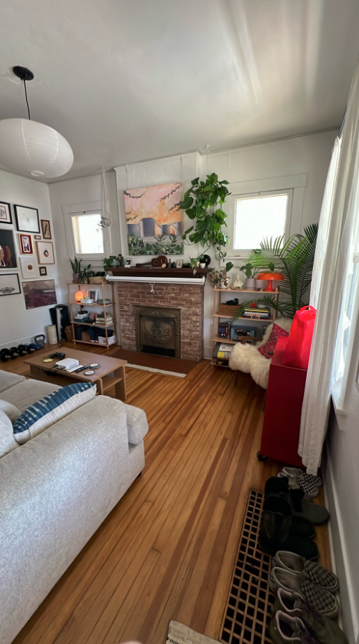 412 East Saint Vrain Street - Photo 2 of 18