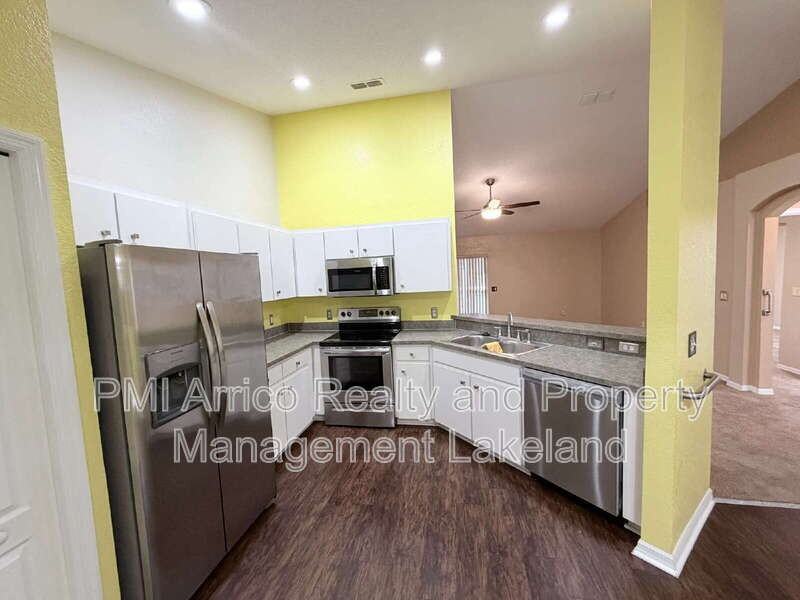 5967 Hillside Heights Dr - Photo 2 of 15