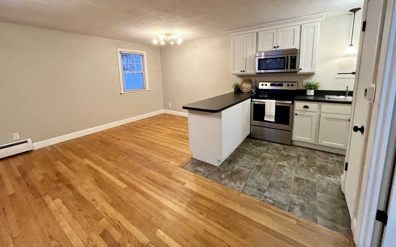 Deer Mountain Apartments - Photo 4 of 17