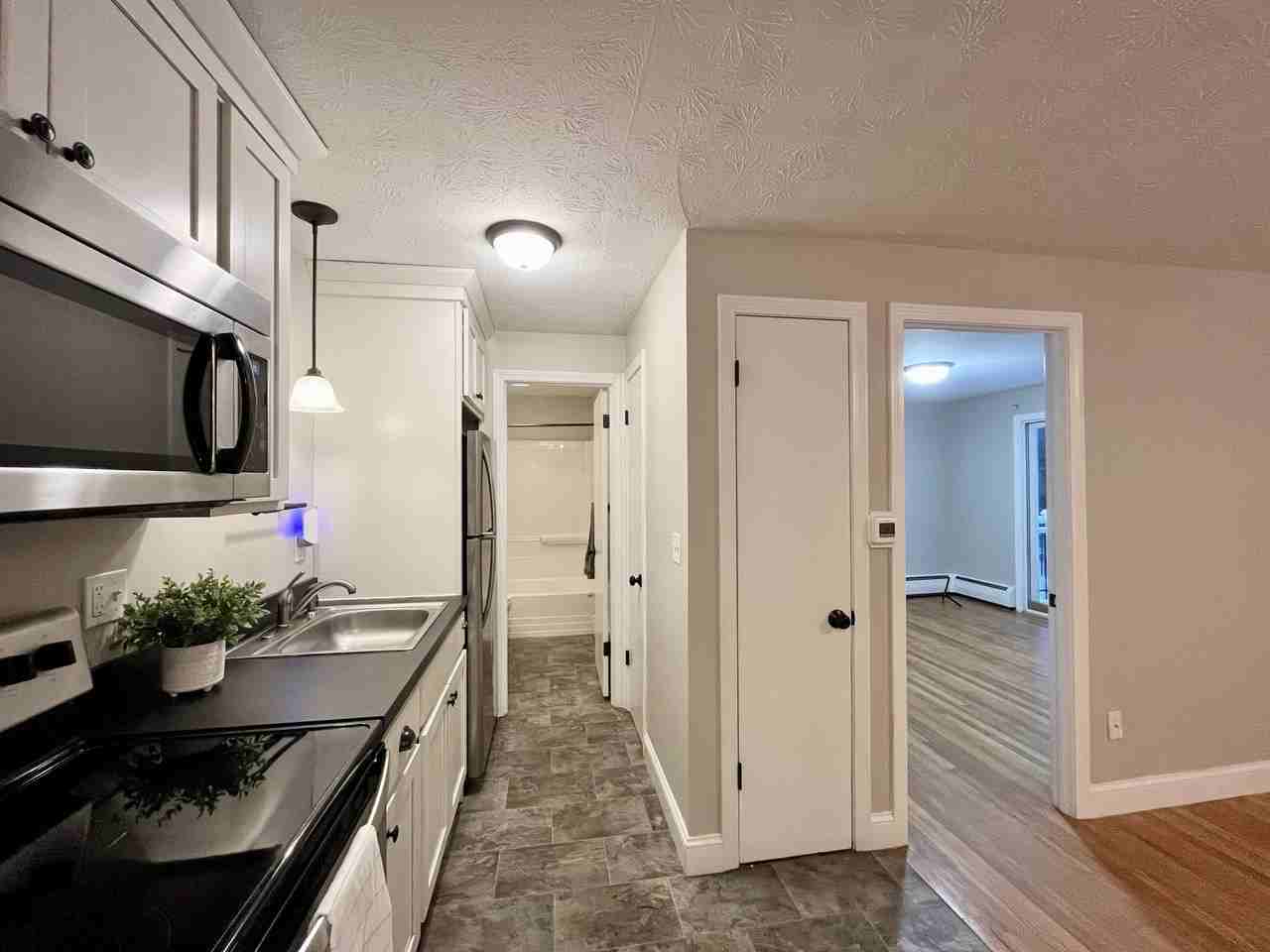 Deer Mountain Apartments - Photo 7 of 17