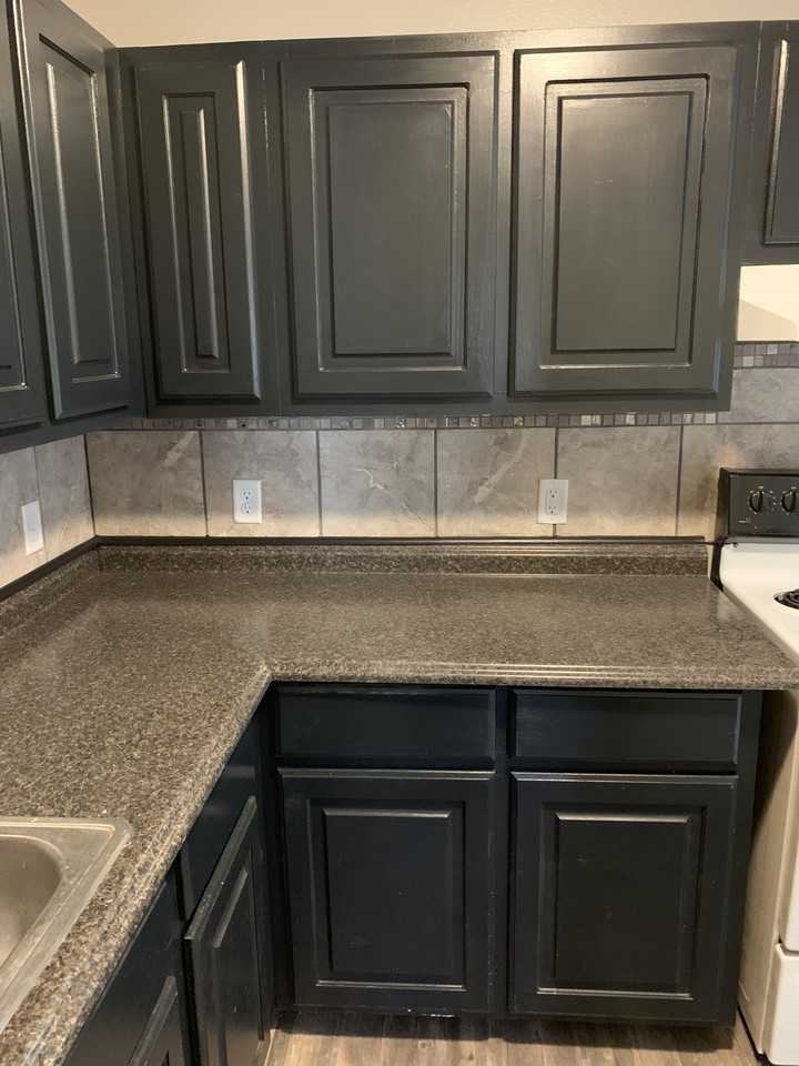 2600 W. 30th - Photo 4 of 6